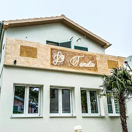 La Familia Jadrija Holiday home