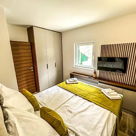 La Familia Jadrija Holiday home Sibenik