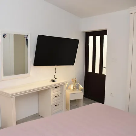 Holiday home La Familia Jadrija *